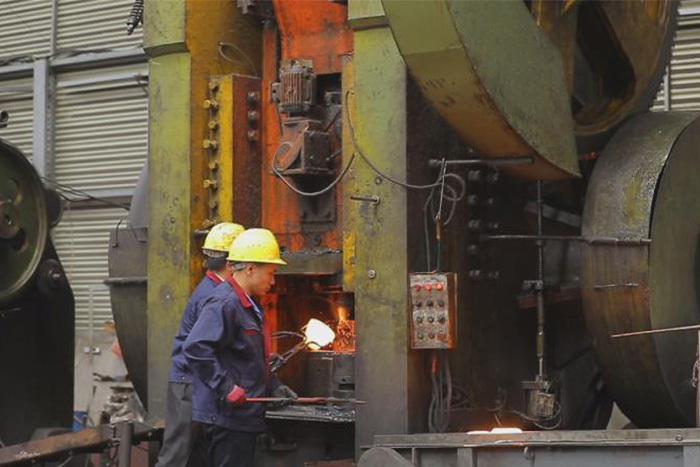 津南网架配件车间